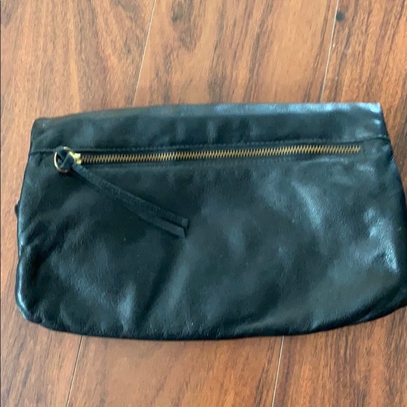 Clutch - Picture 2 of 3